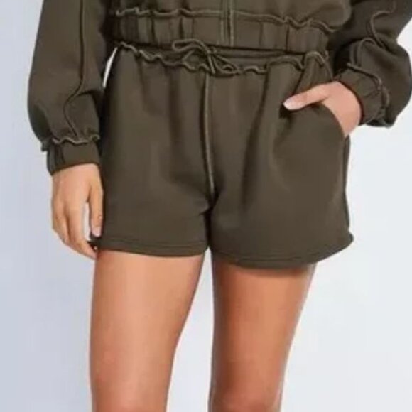 DEVON WINDSOR Pants - New! Devon Windsor Olive Steele Short with drawstring and pockets large